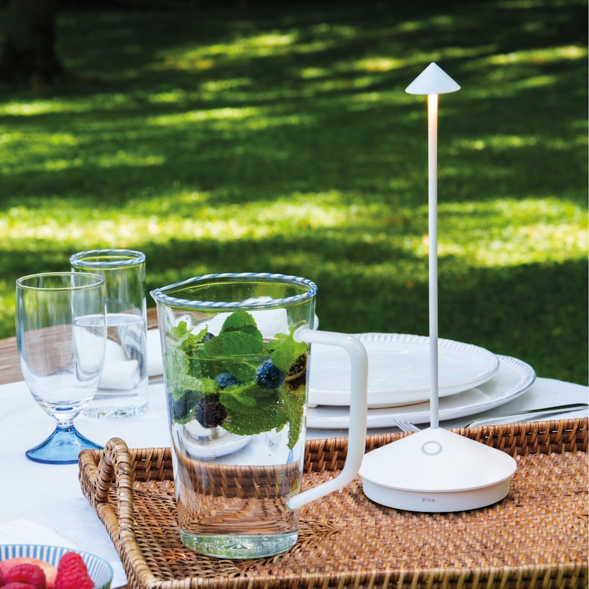 Zafferano America Pina Pro Table Lamp - Thumbnail 5