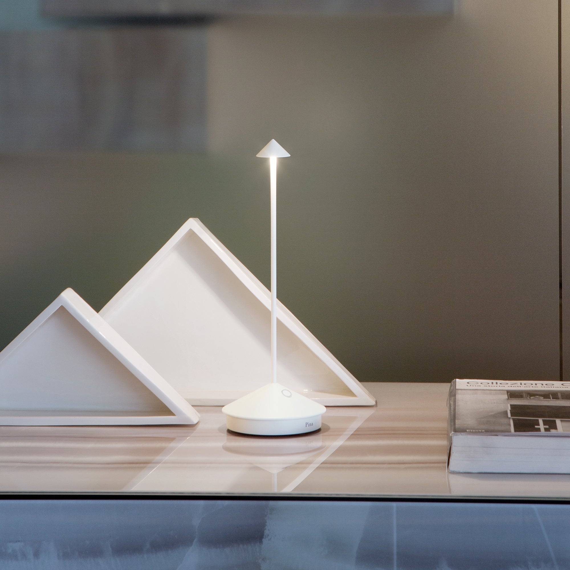 Zafferano America Pina Pro Table Lamp - Thumbnail 4