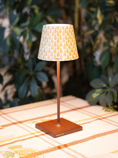 Poldina Graphic Shade